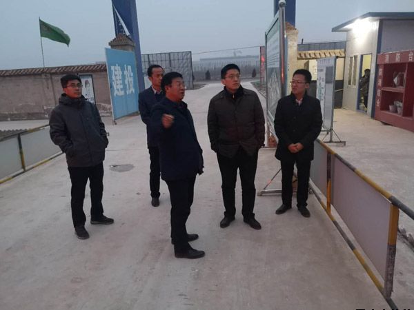 國開行甘肅省分行相關(guān)業(yè)務(wù)處室領(lǐng)導(dǎo)一行調(diào)研泓源公司項(xiàng)目建設(shè)(圖1)