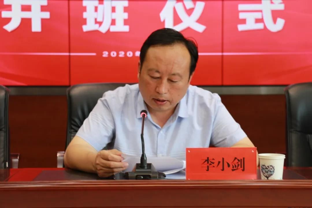 加強(qiáng)綜合素質(zhì)培訓(xùn) 全面提升業(yè)務(wù)能力 ——泓源公司員工綜合素質(zhì)提升培訓(xùn)活動(dòng)正式開(kāi)班(圖2) 加強(qiáng)綜合素質(zhì)培訓(xùn) 全面提升業(yè)務(wù)能力 ——泓源公司員工綜合素質(zhì)提升培訓(xùn)活動(dòng)正式開(kāi)班(圖2)