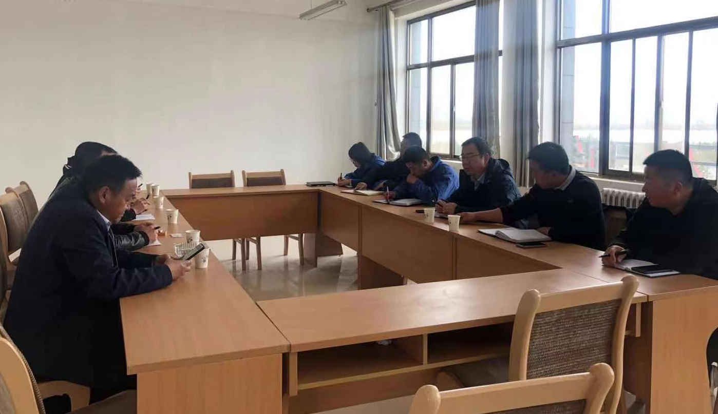 泓源污水處理公司邀請?jiān)O(shè)備廠家開展技術(shù)指導(dǎo)(圖2) 泓源污水處理公司邀請?jiān)O(shè)備廠家開展技術(shù)指導(dǎo)(圖2)