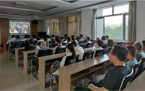 泓源公司集中收看慶祝中國(guó)共產(chǎn)黨成立100周年大會(huì)實(shí)況(圖5) 泓源公司集中收看慶祝中國(guó)共產(chǎn)黨成立100周年大會(huì)實(shí)況(圖5)