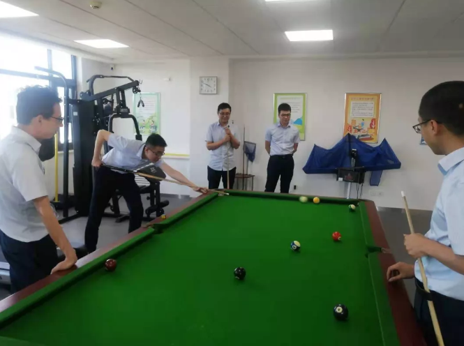 泓源公司臺球興趣小組開展活動(圖2) 泓源公司臺球興趣小組開展活動(圖2)