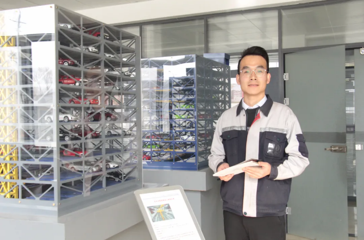 2021年度“泓源榜樣” 揭曉(圖4) 2021年度“泓源榜樣” 揭曉(圖4)