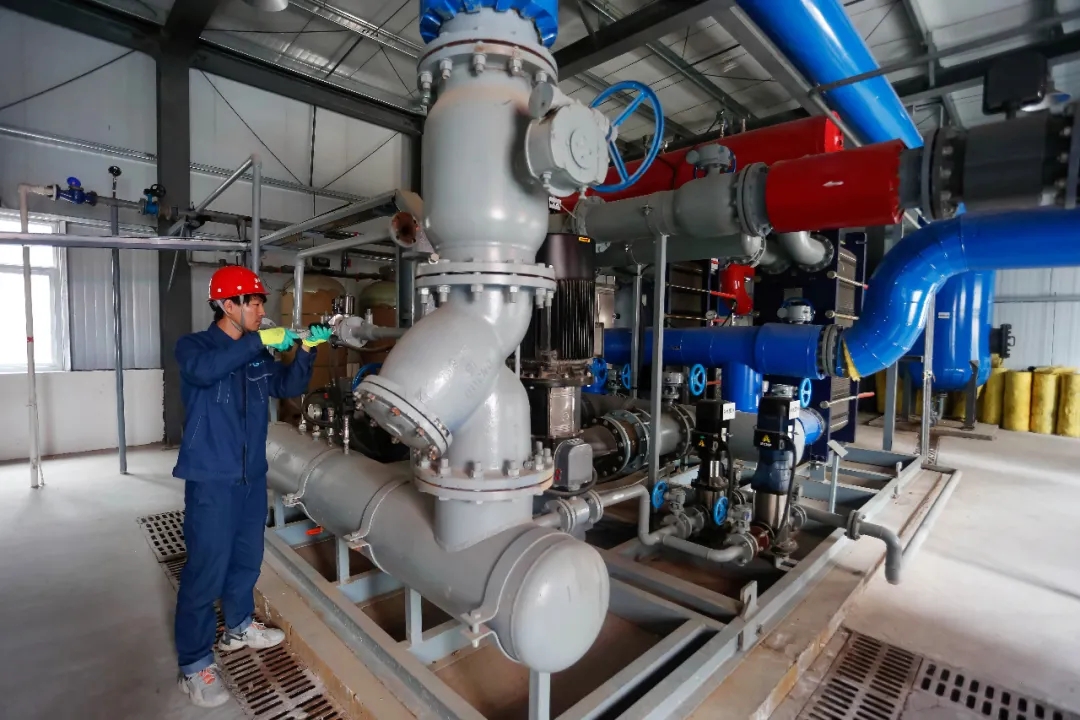 重整行裝再出發(fā)——市產(chǎn)投集團(tuán)召開改革重組動員會議(圖4) 重整行裝再出發(fā)——市產(chǎn)投集團(tuán)召開改革重組動員會議(圖4)