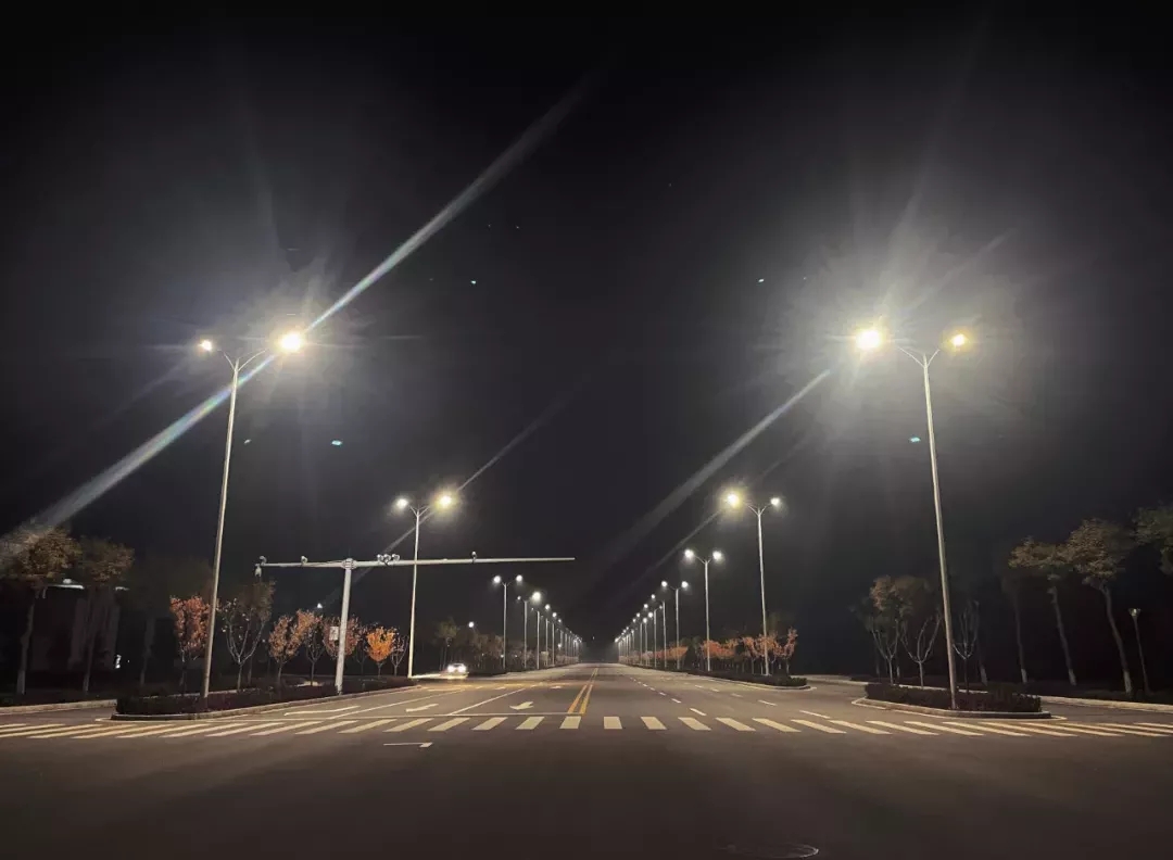 重整行裝再出發(fā)——市產(chǎn)投集團(tuán)召開改革重組動員會議(圖11) 重整行裝再出發(fā)——市產(chǎn)投集團(tuán)召開改革重組動員會議(圖11)