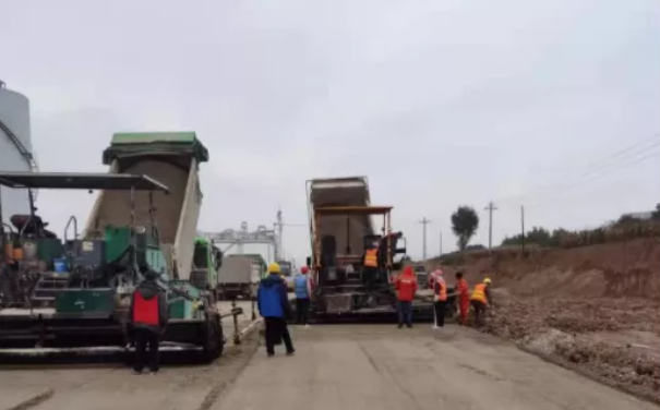 腳踏實地抓項目 擔當奉獻保民生 ——市產(chǎn)投集團“學黨史、辦實事、保民生” 穩(wěn)步推進重大項目建設(圖6)