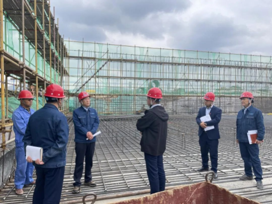 市產(chǎn)投集團開展在建項目全面檢查(圖2) 市產(chǎn)投集團開展在建項目全面檢查(圖2)