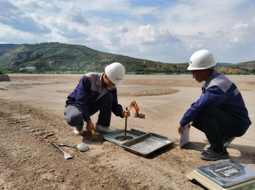 市產(chǎn)投集團涇東設(shè)計公司參與2022年全市水利工程質(zhì)量抽檢(圖2) 市產(chǎn)投集團涇東設(shè)計公司參與2022年全市水利工程質(zhì)量抽檢(圖2)