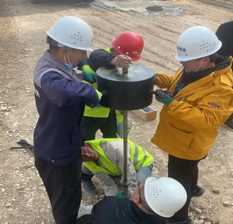 市產(chǎn)投集團涇東設(shè)計公司參與2022年全市水利工程質(zhì)量抽檢(圖5) 市產(chǎn)投集團涇東設(shè)計公司參與2022年全市水利工程質(zhì)量抽檢(圖5)